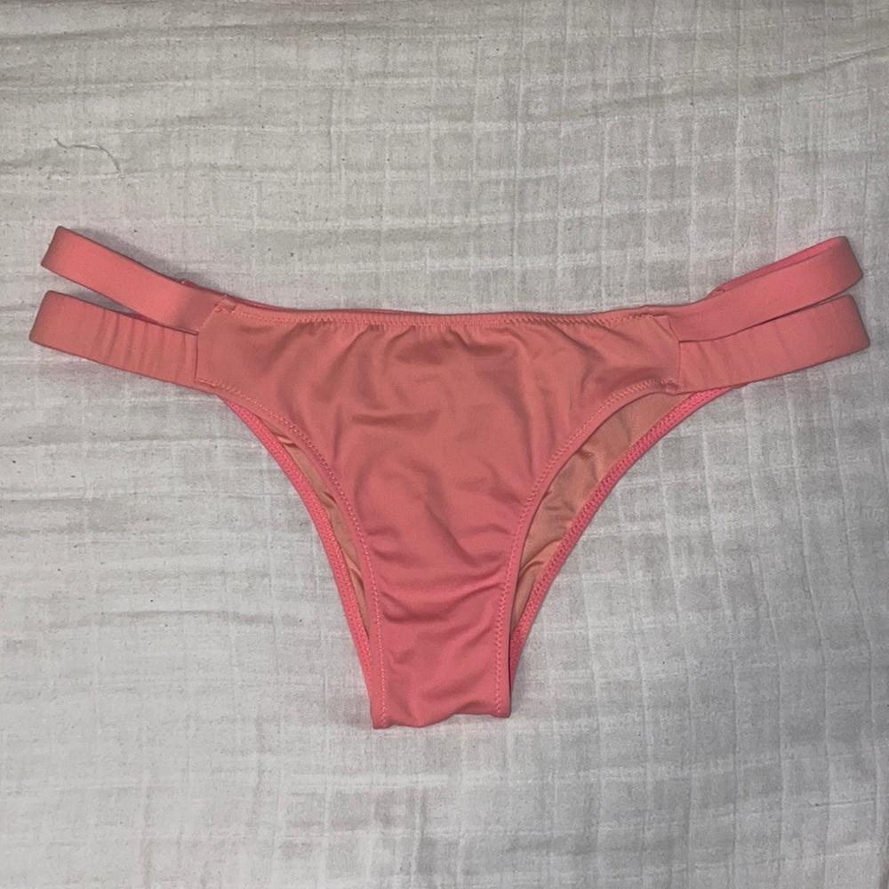 Swimsuit bottoms